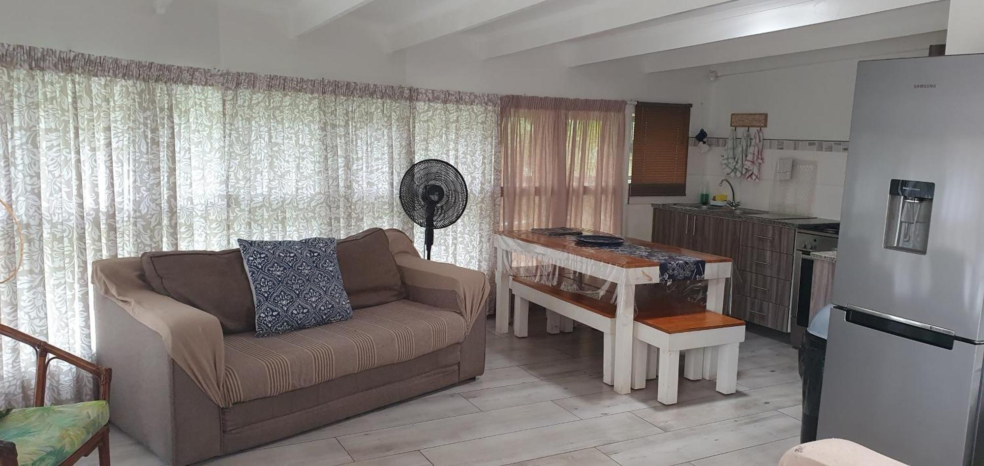 Summer Sand Holiday Cottages Scottburgh Bilik gambar